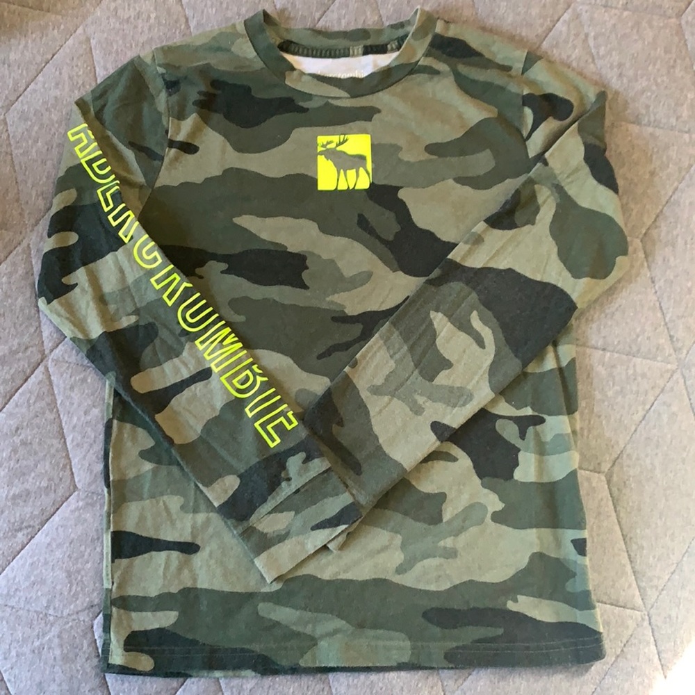 A&F kids size 11/12 long sleeve camouflage and neon yellow T-Shirt